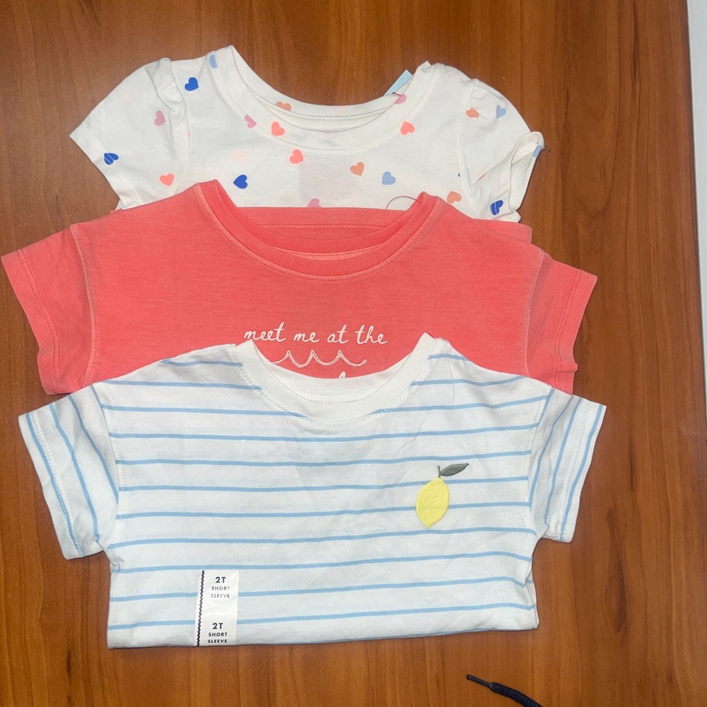 Lot of 3 Cat & Jack Toddler Girls 2T T-Shirt Coral Beach White Lemon Hearts